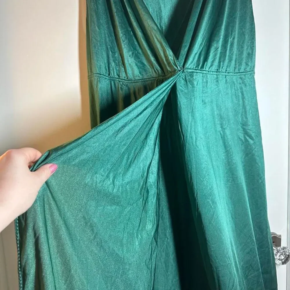 Source Unknown interlude green
